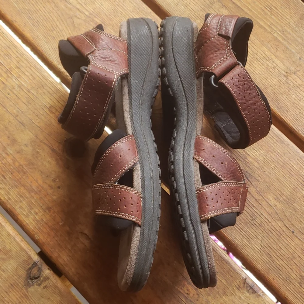 CLARKS Brown Leather Men's Keating Sporty Sandals sz 9 Style 78333